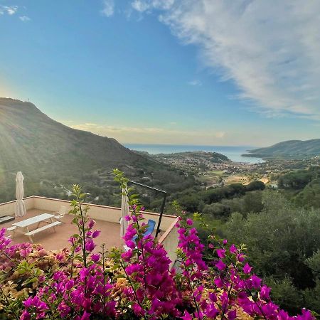 Aria Di Collina - Isola D'Elba Lägenhet Porto Azzurro Exteriör bild